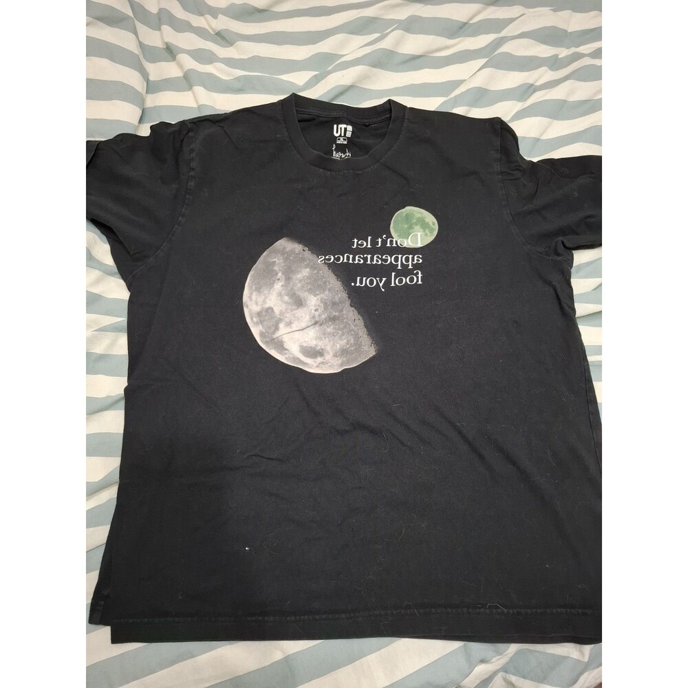 Uniqlo Haruki Murakami IQ84 T-Shirt - Extra Large